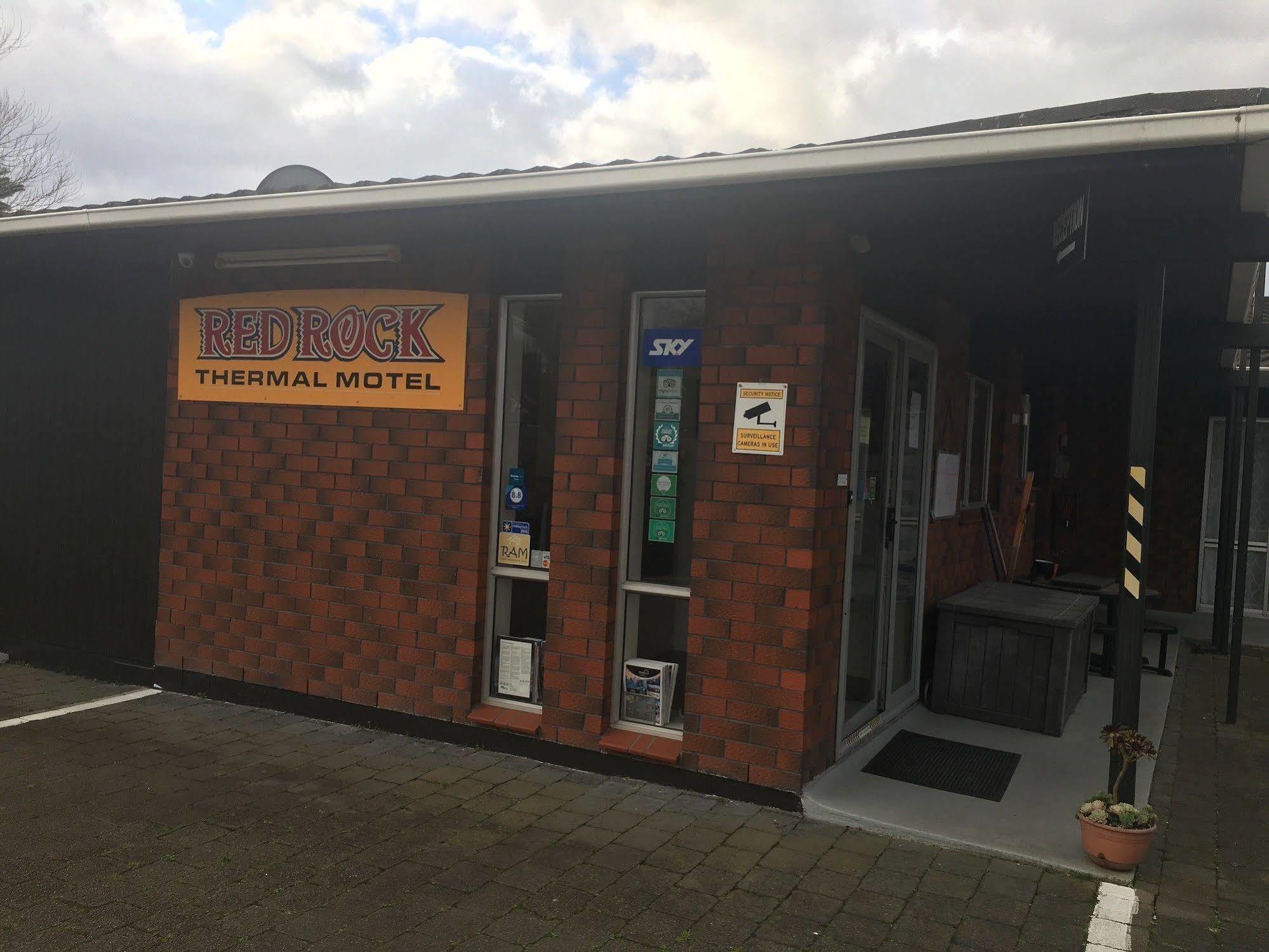 Red Rock Thermal Motel - Mineral Pool Rotorua Exterior foto
